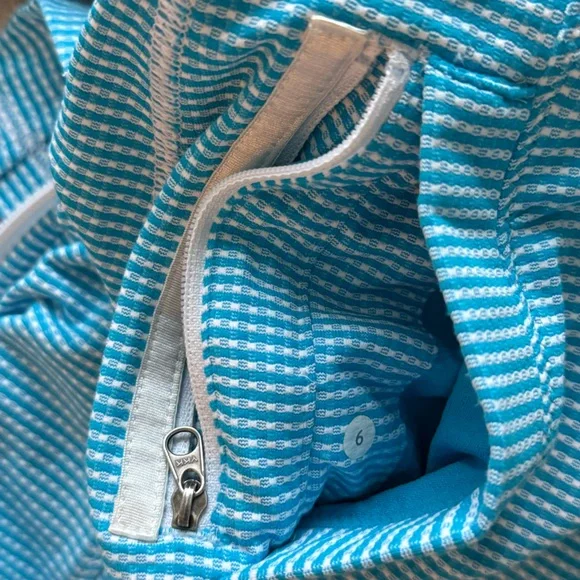 Lululemon Light Blue and White Gingham Pleated Jacket - Picture 7 of 11